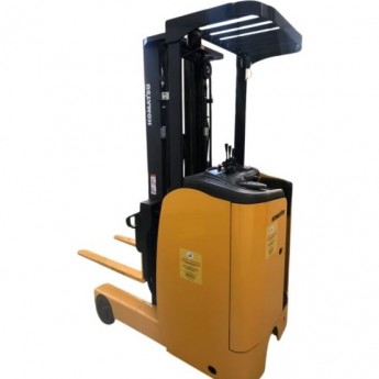 Ричтрак KOMATSU FB13RW-14 Ричтрак KOMATSU FB13RW-14