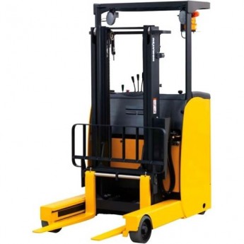 Ричтрак KOMATSU FB14RJY-14 Ричтрак KOMATSU FB14RJY-14